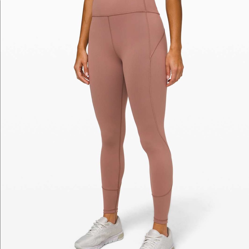 NEW LULULEMON In Movement Tight 25” Everlux!